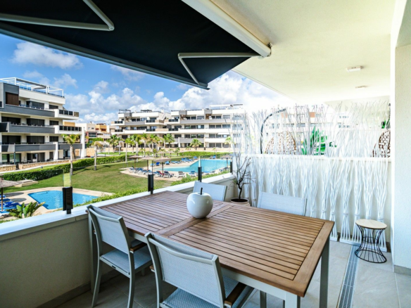 2-bedroom Apartment In Orihuela Costa, Spain (75 M²)