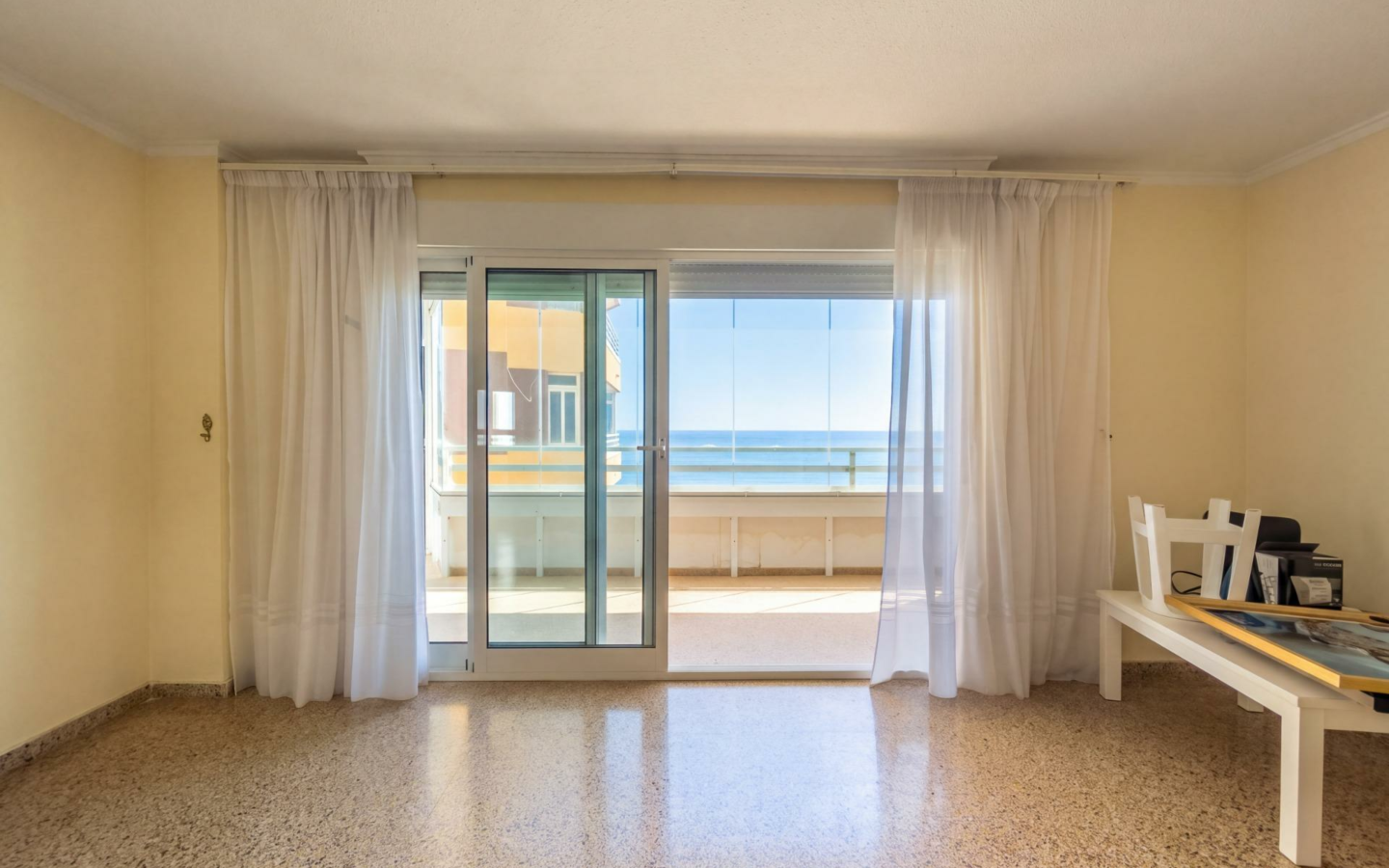 3-bedroom Apartment In Torrevieja, Spain (97 M²)