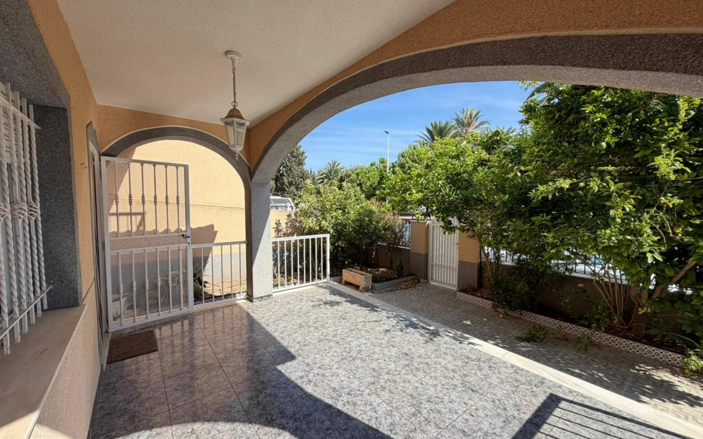 5-bedroom Villa In Santiago De La Ribera, Spain (139 M²)