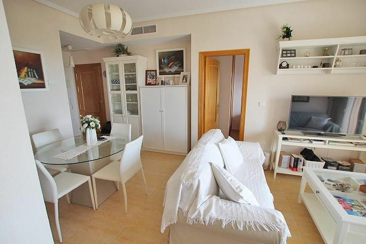 3-bedroom Apartment In Guardamar Del Segura, Spain (72 M²)