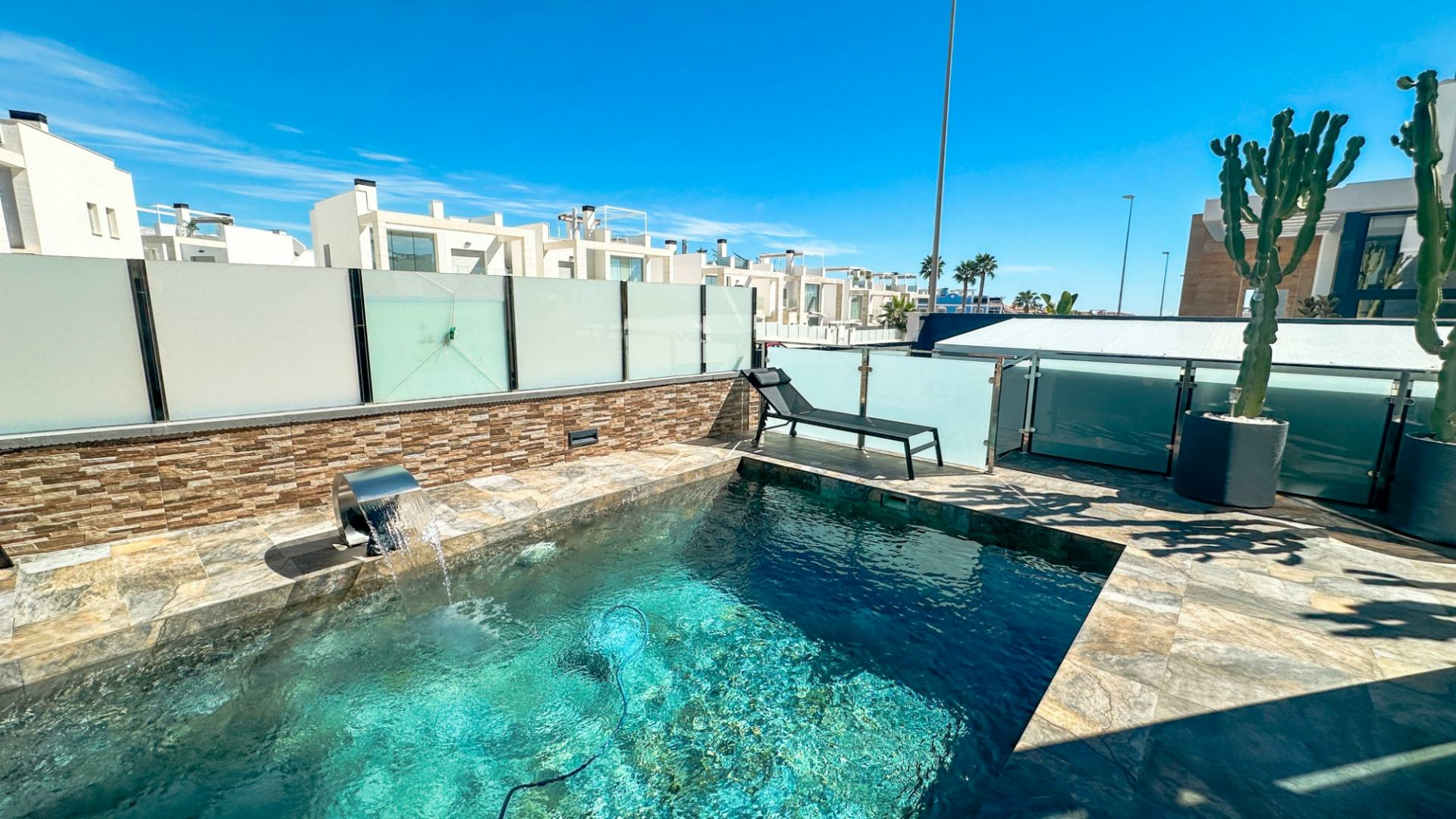 3-bedroom Villa In Orihuela Costa, Spain (127 M²)