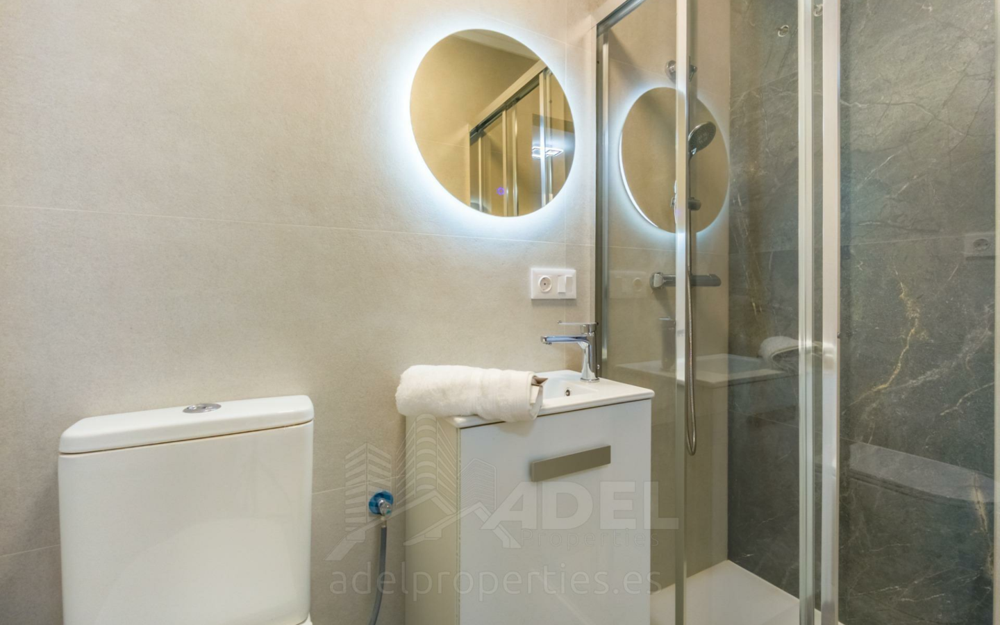 3-bedroom Apartment In Torrevieja, Spain (75 M²)