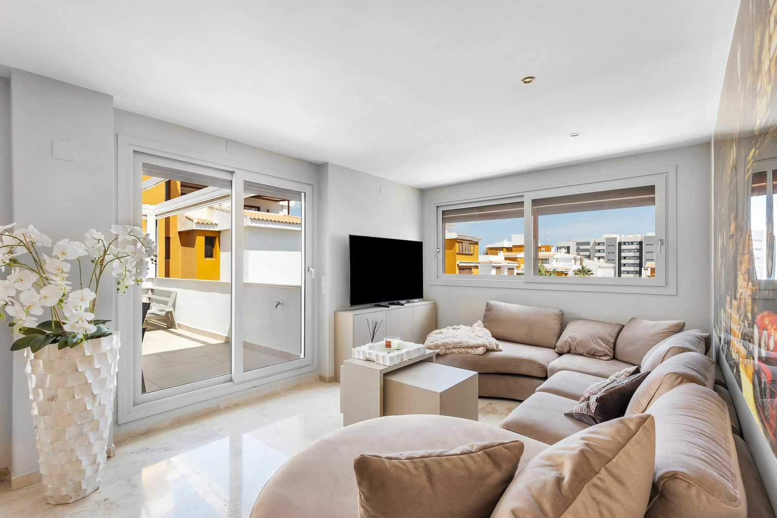 3-bedroom Apartment In Torrevieja, Spain (73 M²)