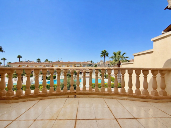 3-bedroom Terraced House In Rojales, Spain (101 M²)