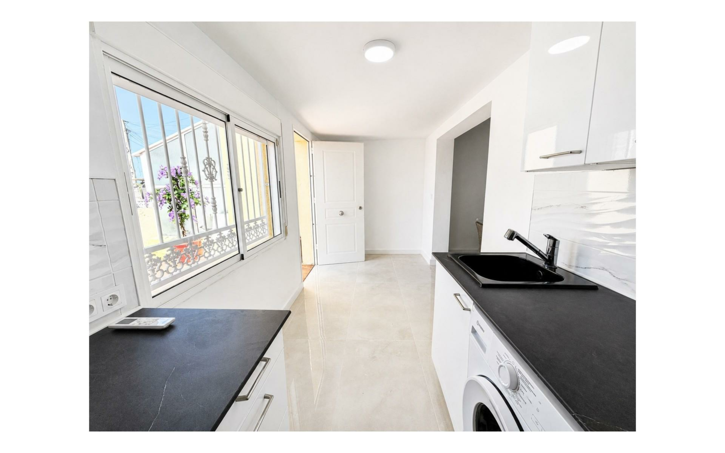 2-bedroom Bungalow In Torrevieja, Spain (70 M²)