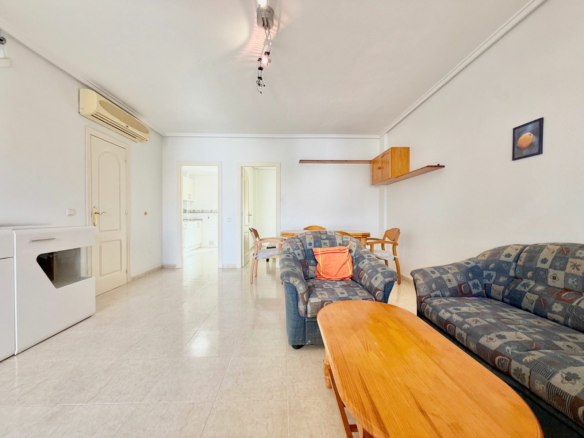 3-bedroom Terraced House In Rojales, Spain (101 M²)