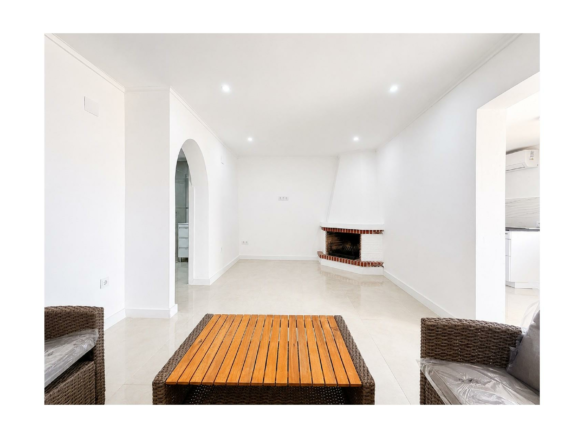 2-bedroom Bungalow In Torrevieja, Spain (70 M²)