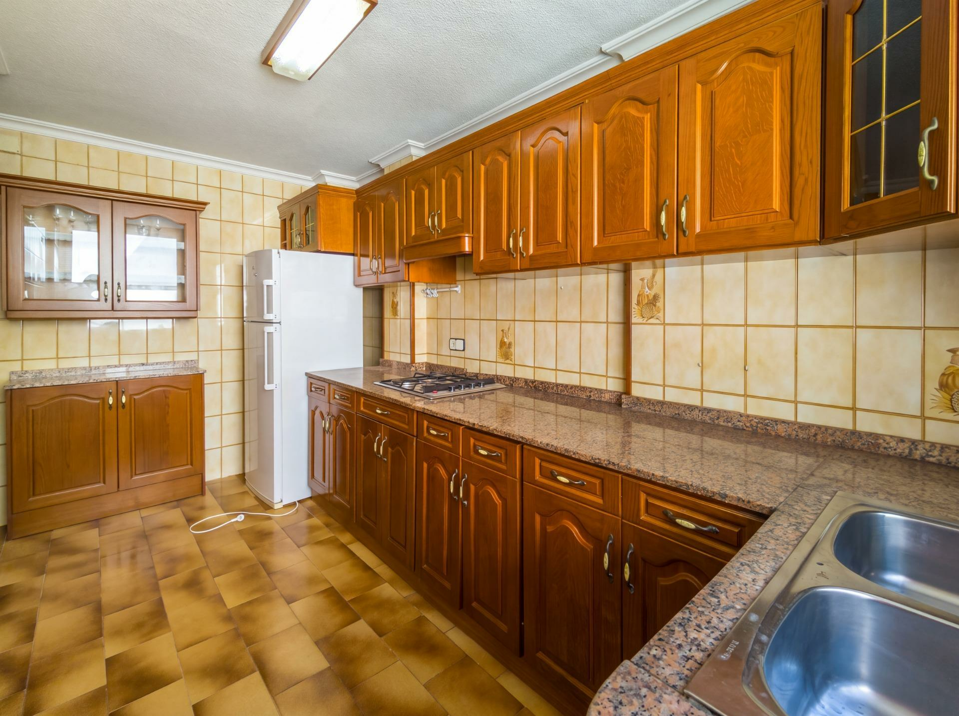 3-bedroom Apartment In Torrevieja, Spain (97 M²)