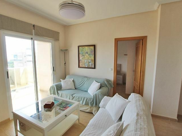 3-bedroom Apartment In Guardamar Del Segura, Spain (72 M²)