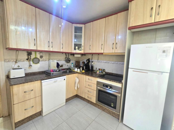 3-bedroom Villa In Torrevieja, Spain (98 M²)