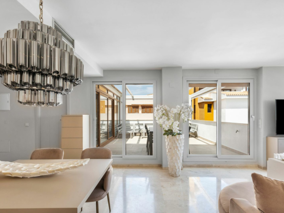 3-bedroom Apartment In Torrevieja, Spain (73 M²)