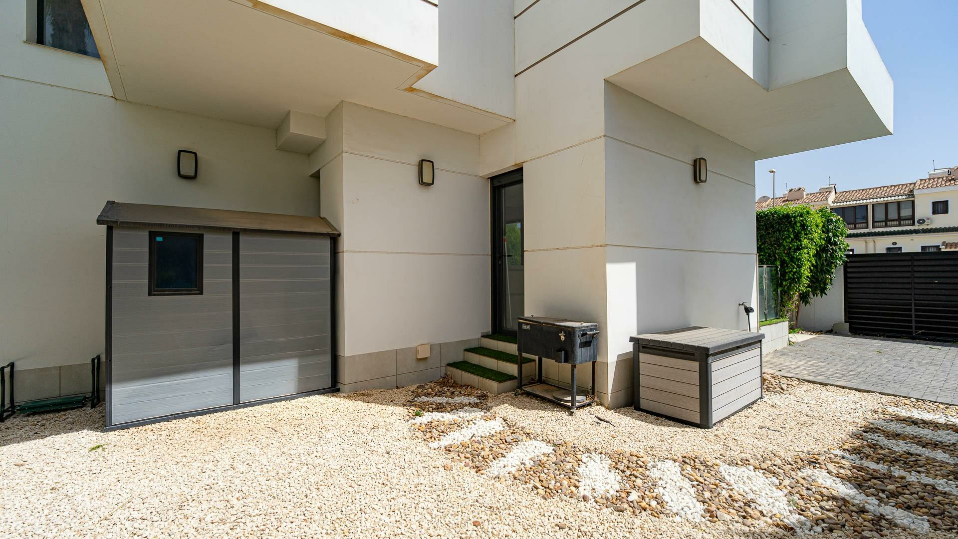 4-bedroom Villa In Rojales, Spain (166 M²)