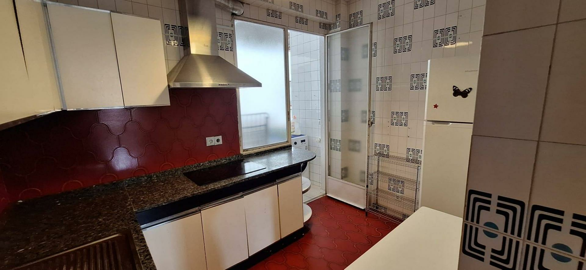 3-9-005f9b 4-bedroom Apartment In Murcia, Spain (159 M²)