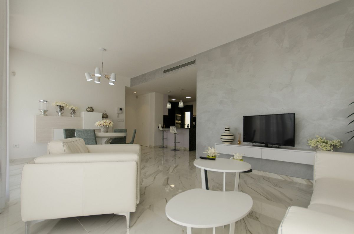 3-bedroom Villa In San Miguel De Salinas, Spain (194 M²)