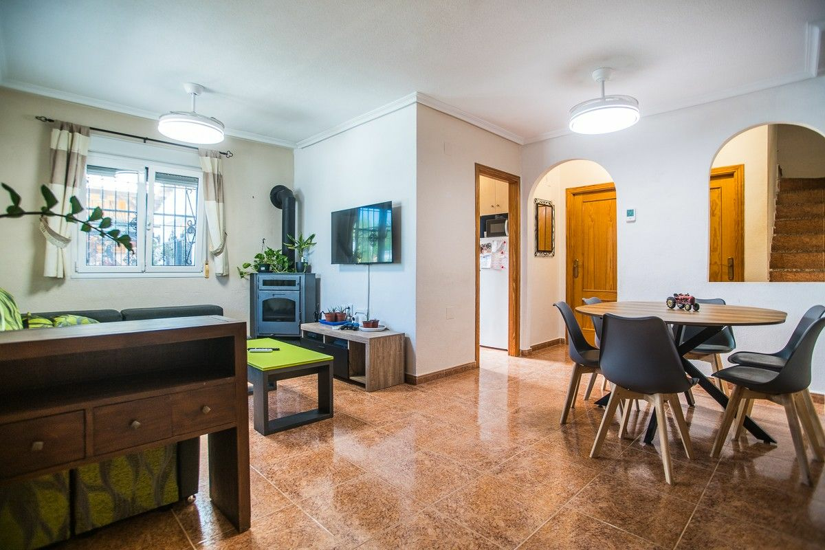 3-bedroom Villa In Orihuela, Spain (88 M²)