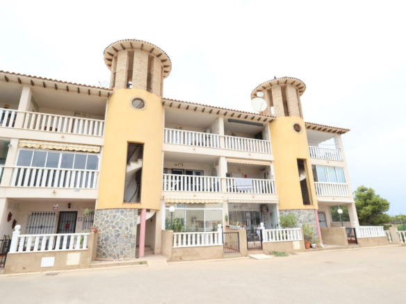 2-bedroom Apartment In Orihuela Costa, Spain (74 M²)