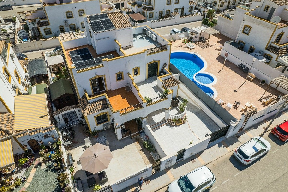 3-bedroom Villa In Orihuela, Spain (88 M²)