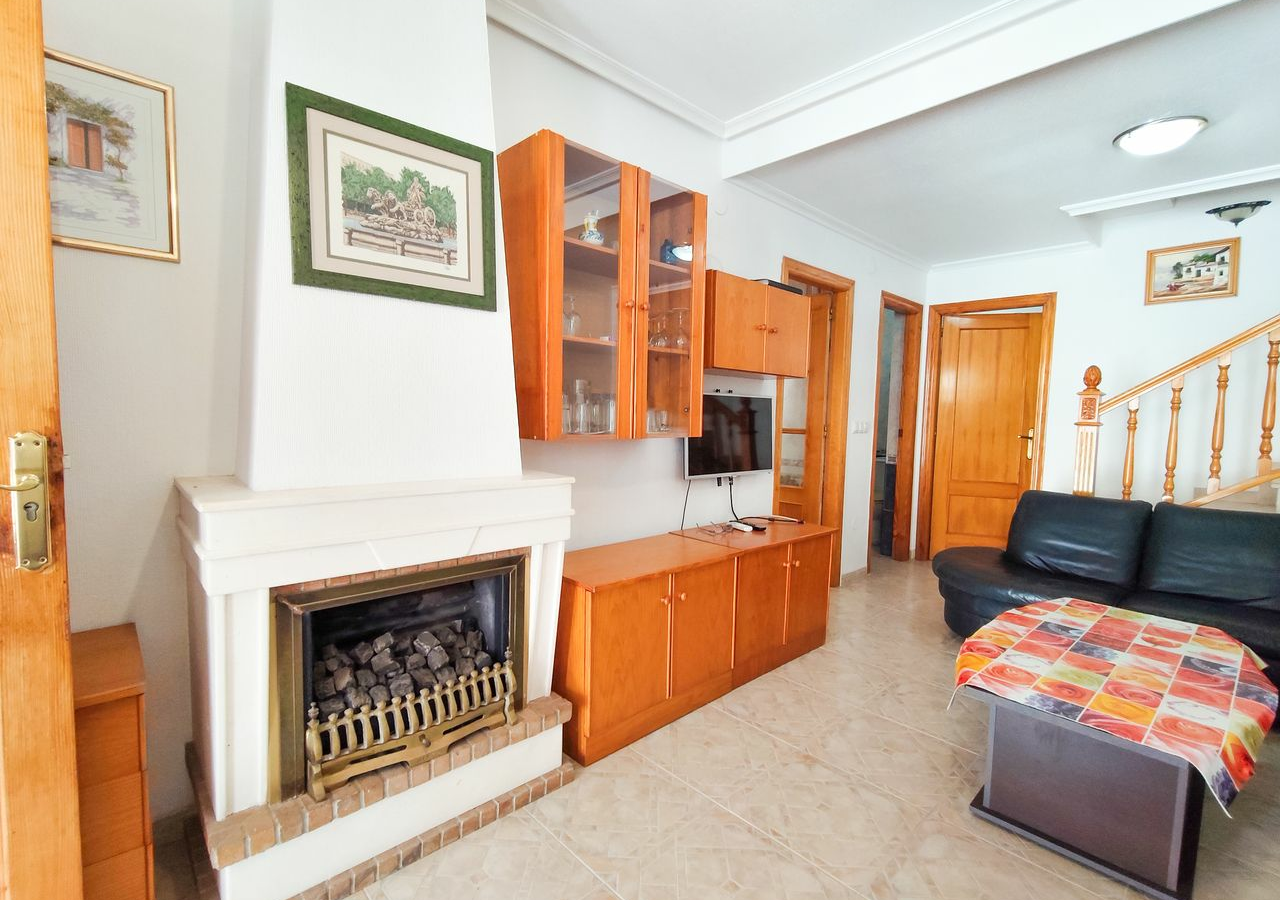 2-bedroom House In Orihuela Costa, Spain (80 M²)