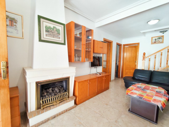 2-bedroom House In Orihuela Costa, Spain (80 M²)