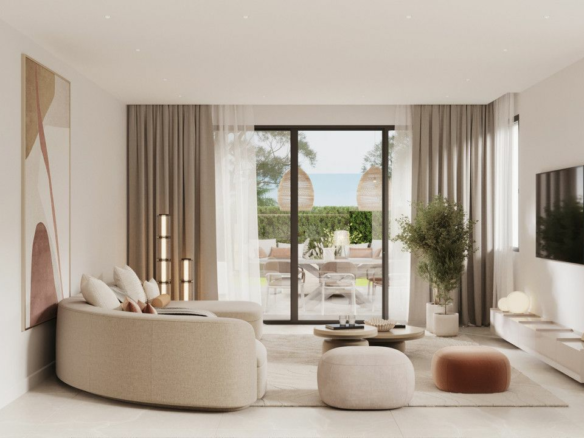 4-bedroom Apartment In Estepona, Spain (166 M²)