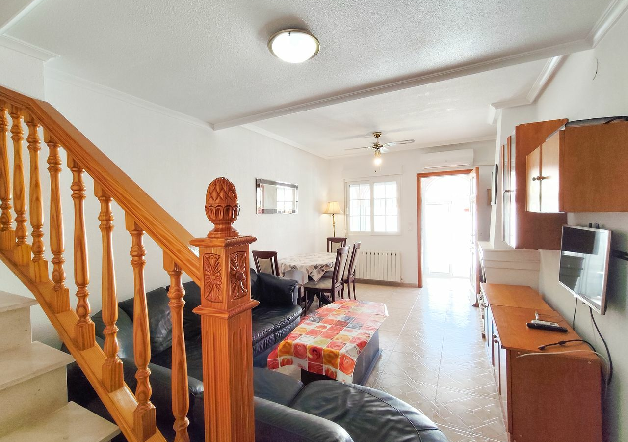 2-bedroom House In Orihuela Costa, Spain (80 M²)