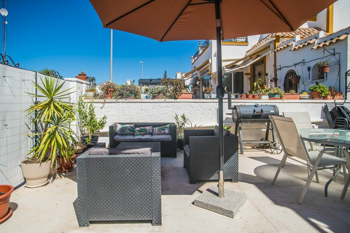 3-bedroom Villa In Orihuela, Spain (88 M²)