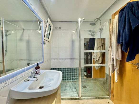 2-bedroom Apartment In Orihuela Costa, Spain (55 M²)