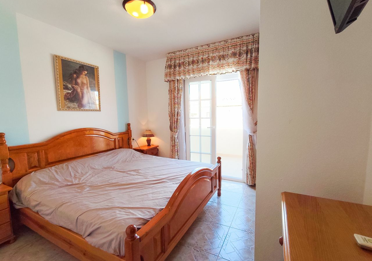 2-bedroom House In Orihuela Costa, Spain (80 M²)