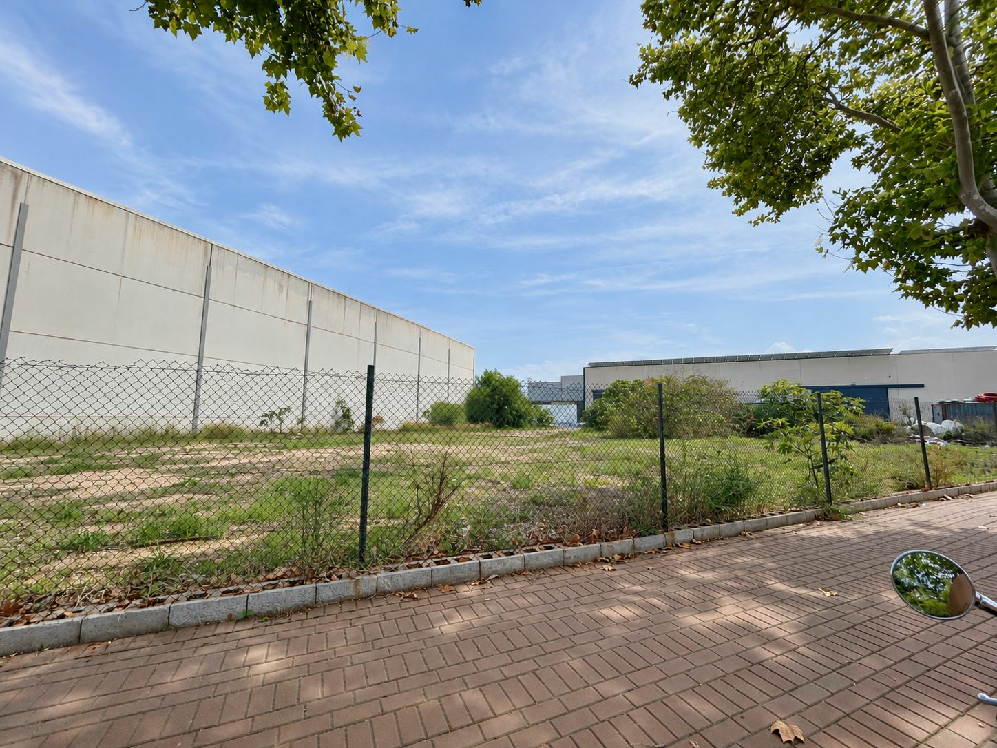 4-abed06 Industrial Plot In Spain (1.334 M²)
