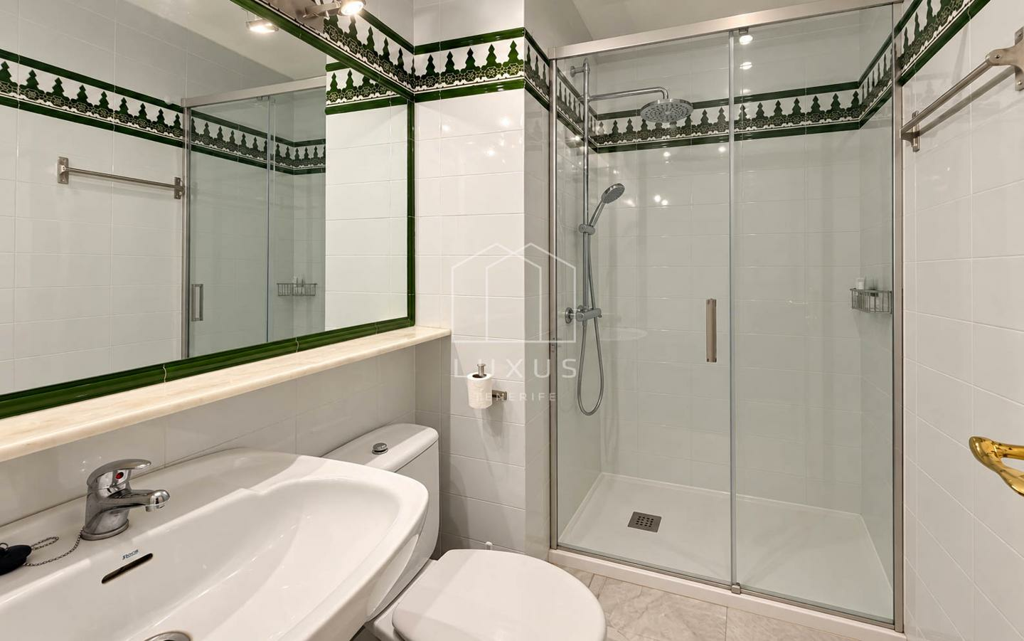 3-bedroom Villa In Santa Úrsula, Spain (250 M²)