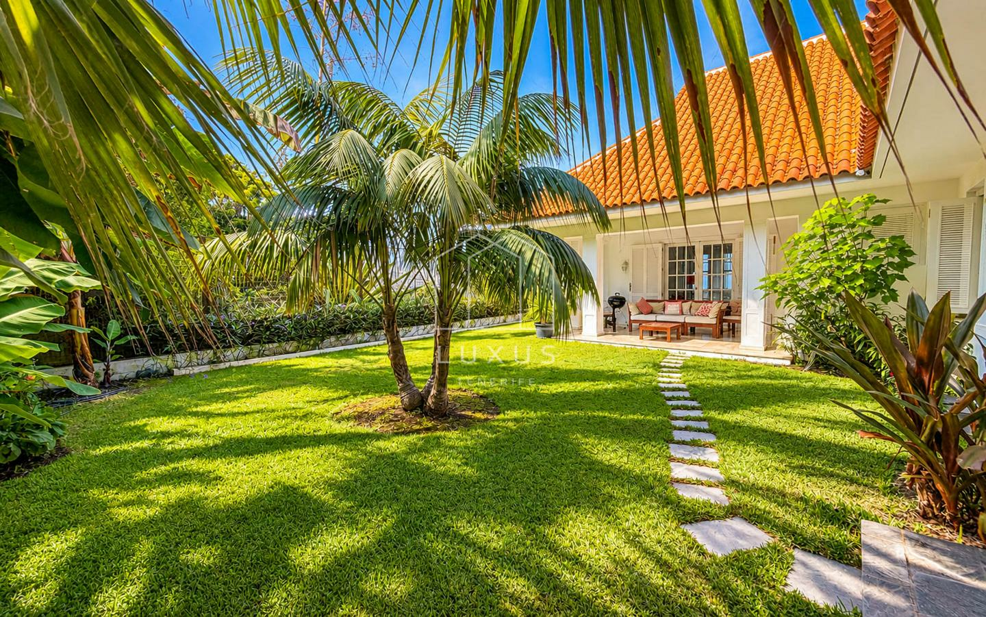 3-bedroom Villa In Santa Úrsula, Spain (250 M²)