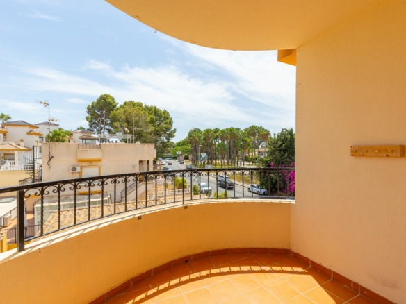 2-bedroom Apartment In Orihuela Costa, Spain (55 M²)