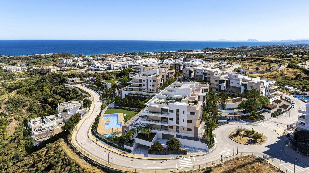 2-bedroom Apartment In Estepona, Spain (107 M²)