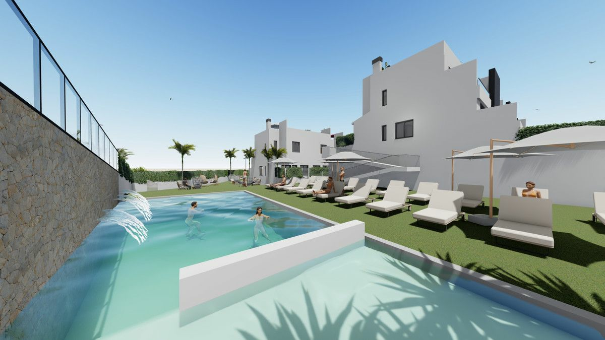 2-bedroom Villa In Cox, Spain (82 M²)