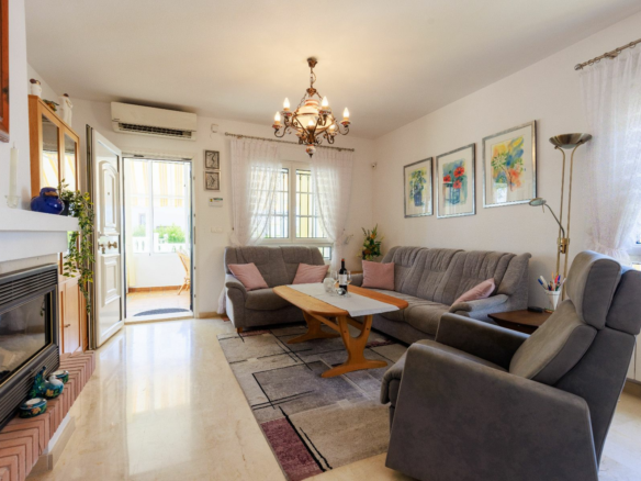 3-bedroom Villa In Orihuela Costa, Spain (122 M²)