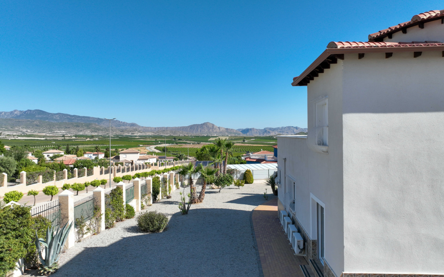 3-bedroom Detached Villa In Campos Del Rio, Spain (225 M²)