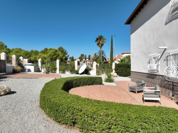 3-bedroom Detached Villa In Campos Del Rio, Spain (225 M²)