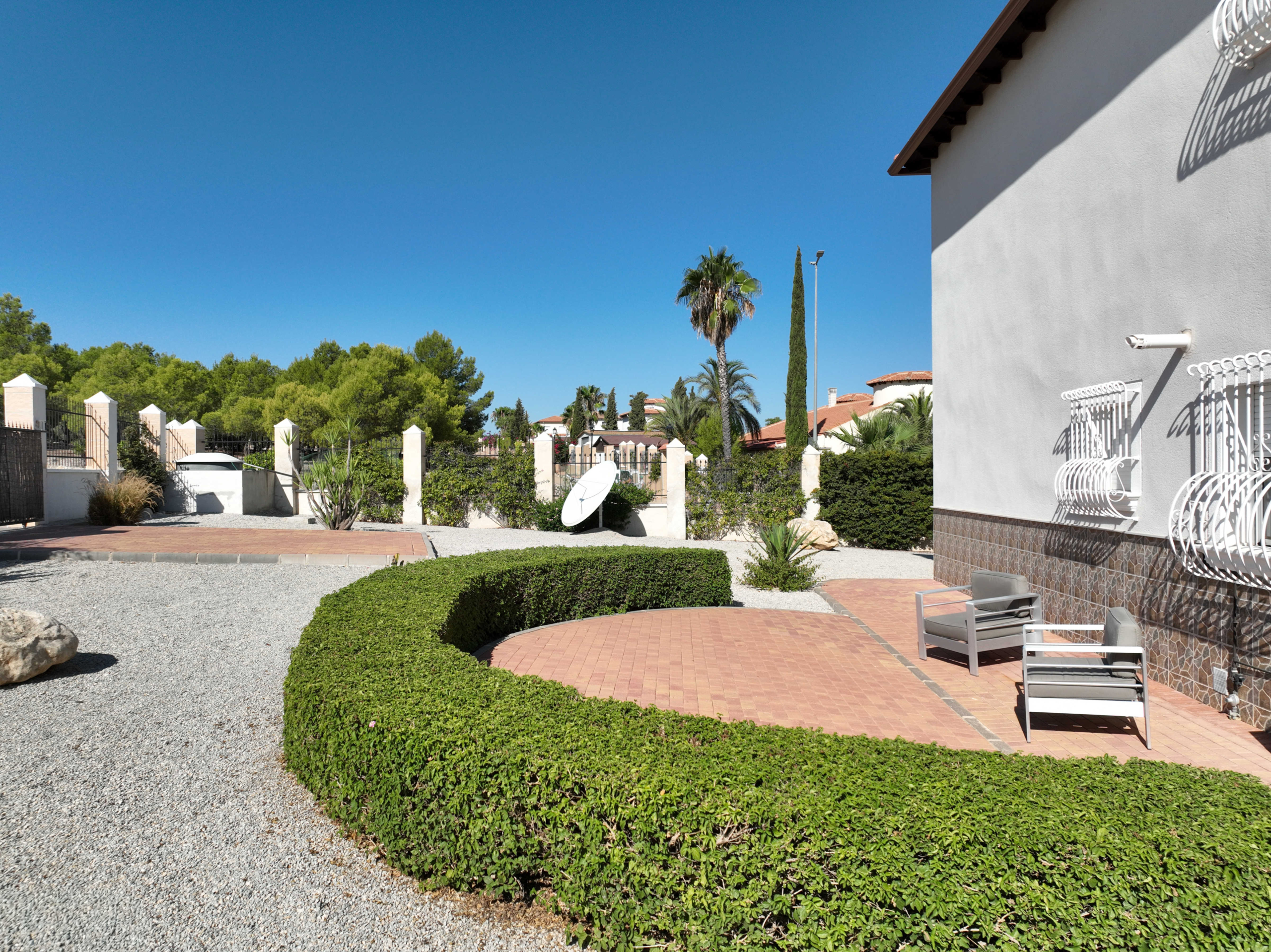 3-bedroom Detached Villa In Campos Del Rio, Spain (225 M²)