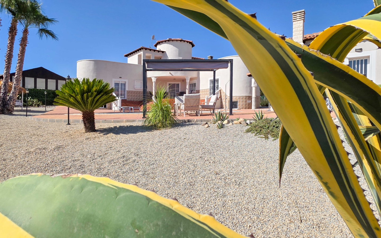 3-bedroom Detached Villa In Campos Del Rio, Spain (225 M²)