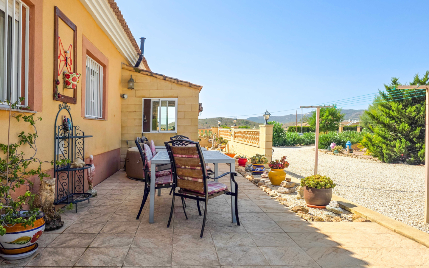 3-bedroom Detached Villa In Pinoso, Spain (158 M²)