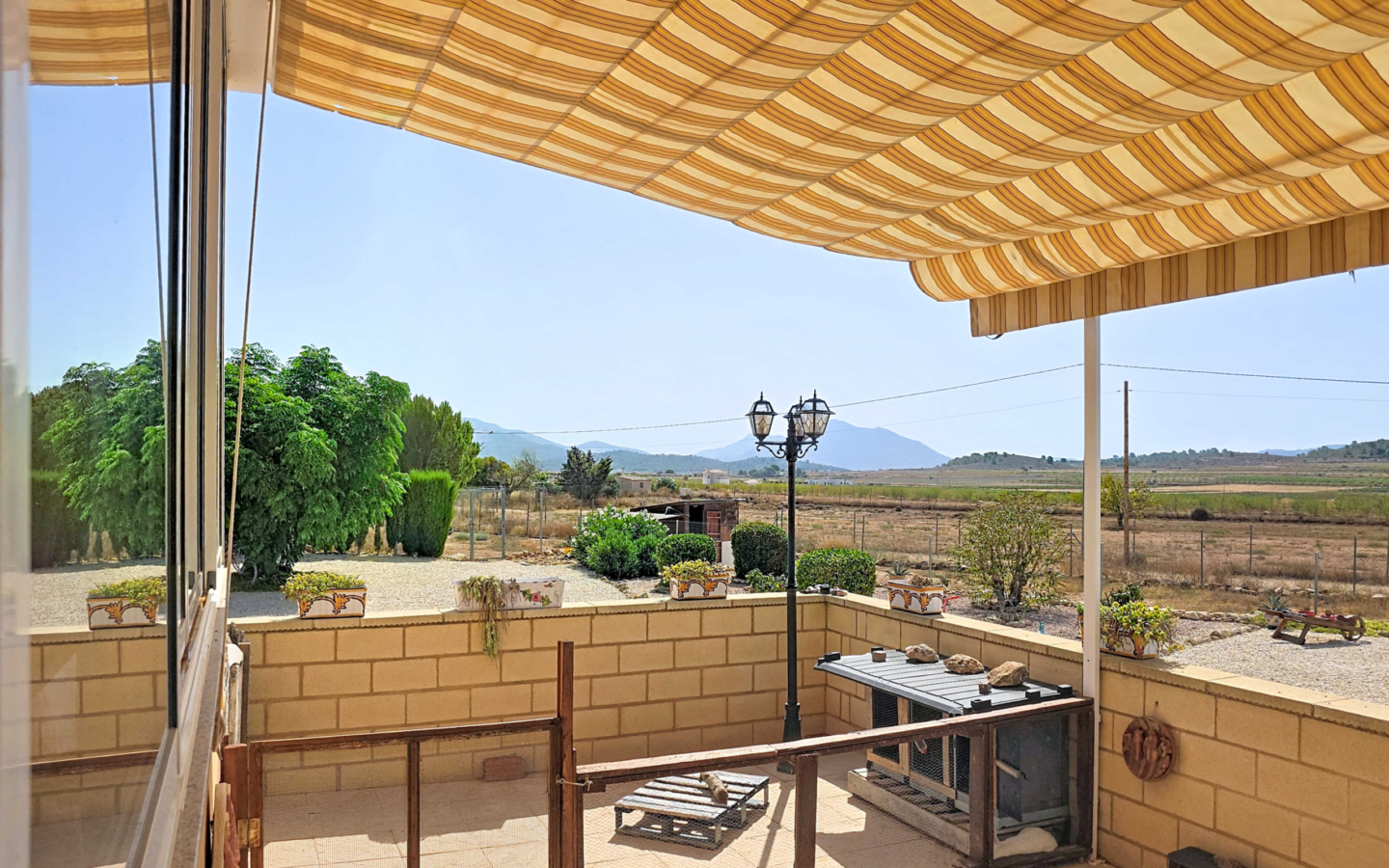 3-bedroom Detached Villa In Pinoso, Spain (158 M²)