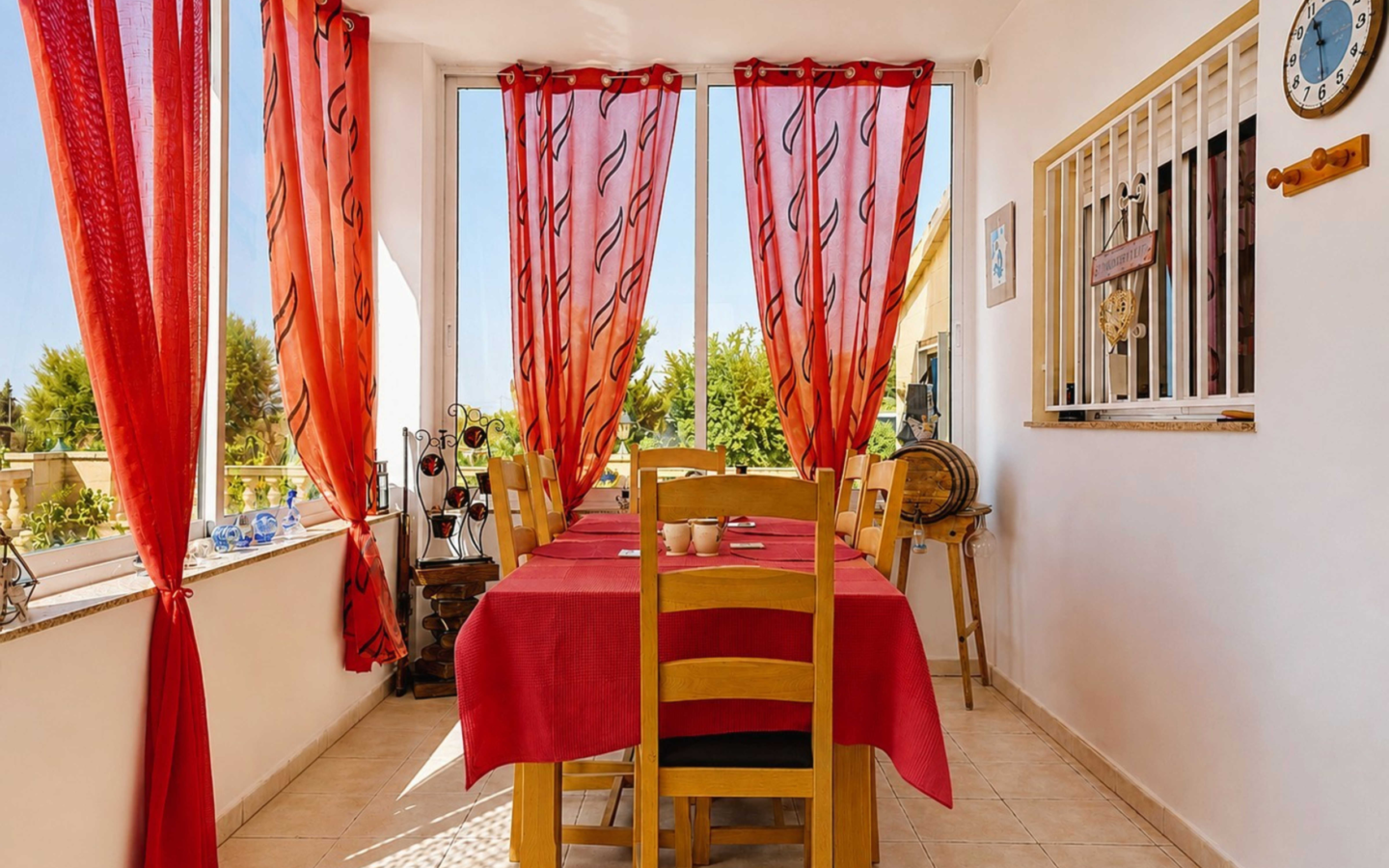 3-bedroom Detached Villa In Pinoso, Spain (158 M²)