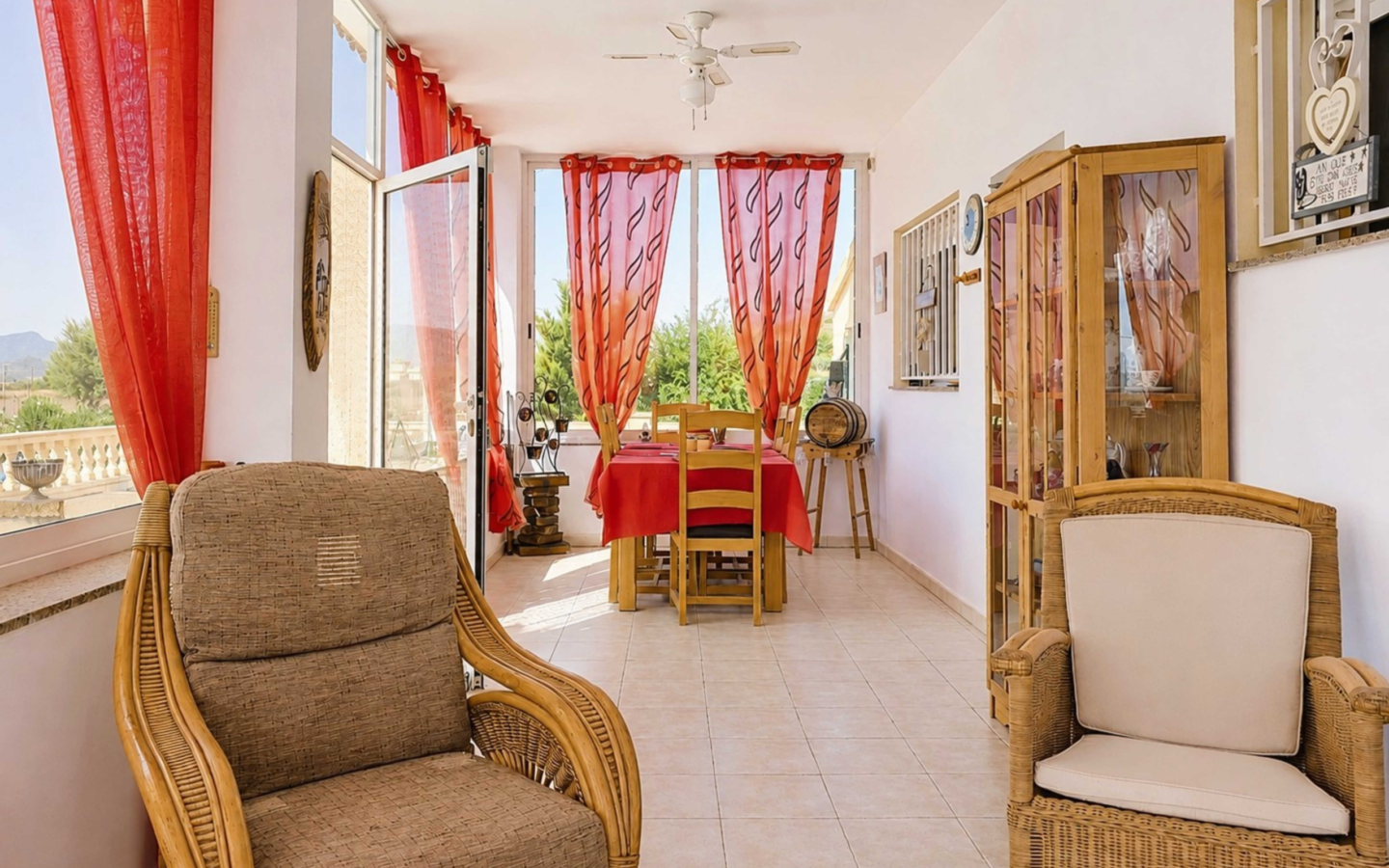 3-bedroom Detached Villa In Pinoso, Spain (158 M²)