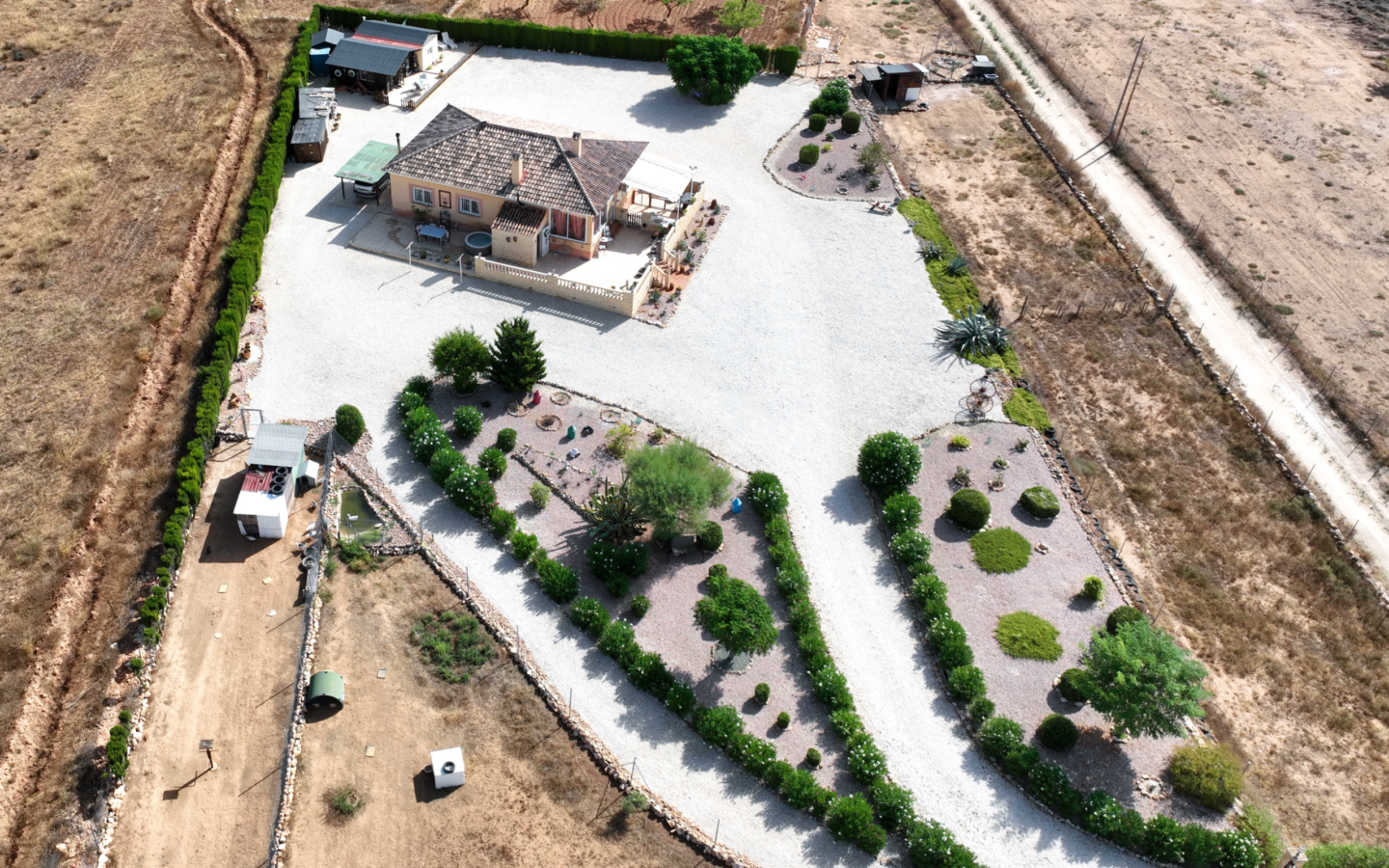3-bedroom Detached Villa In Pinoso, Spain (158 M²)