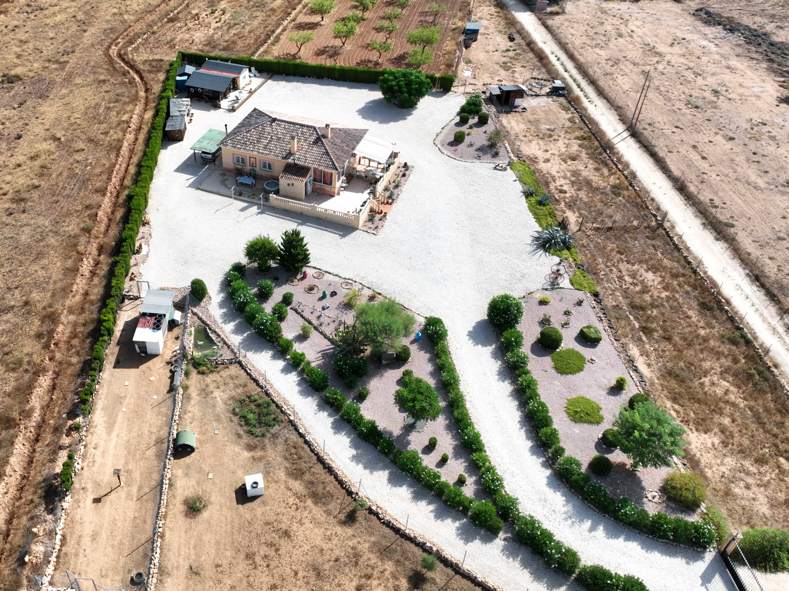 IZ-761-3-scaled-8c9110 3-bedroom Detached Villa In Pinoso, Spain (158 M²)