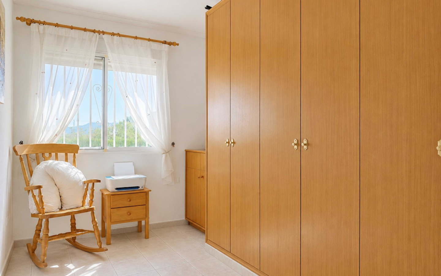 3-bedroom Detached Villa In Pinoso, Spain (158 M²)