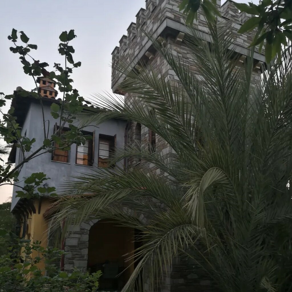 4-bedroom Villa In Sithonia, Greece (175 M²)