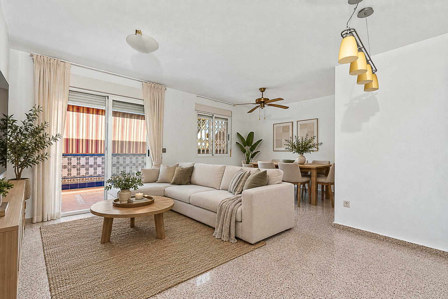 2-bedroom Flat In Alicante, Spain (134 M²)