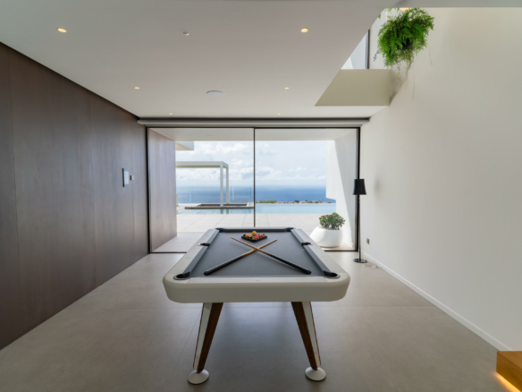 5-bedroom Villa In Benitachell, Spain (506 M²)
