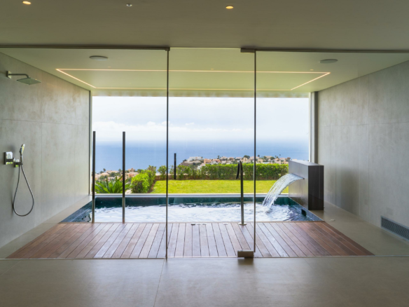 5-bedroom Villa In Benitachell, Spain (506 M²)